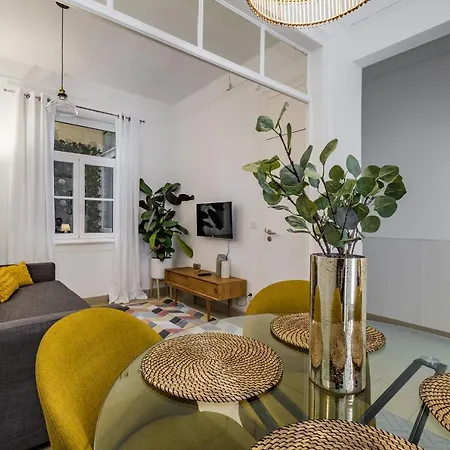 Apartamento New! Unique 1 Bedroom Apartment- Santa Catarina 42 Lisboa