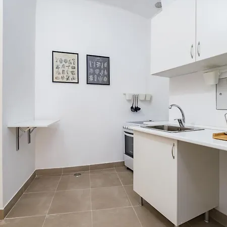 New! Unique 1 Bedroom Apartment- Santa Catarina 42 Apartment *