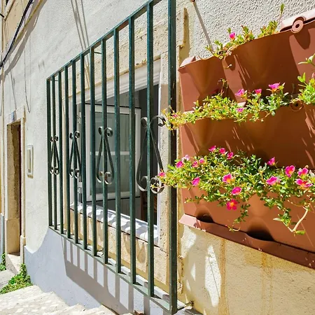 New! Unique 1 Bedroom Apartment- Santa Catarina 42 Apartment Lisbon