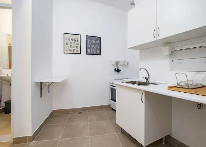 New! Unique 1 Bedroom Apartment- Santa Catarina 42 Apartment *