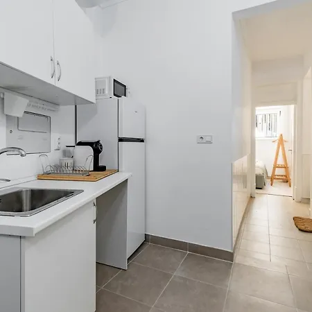 Apartamento New! Unique 1 Bedroom Apartment- Santa Catarina 42 Lisboa